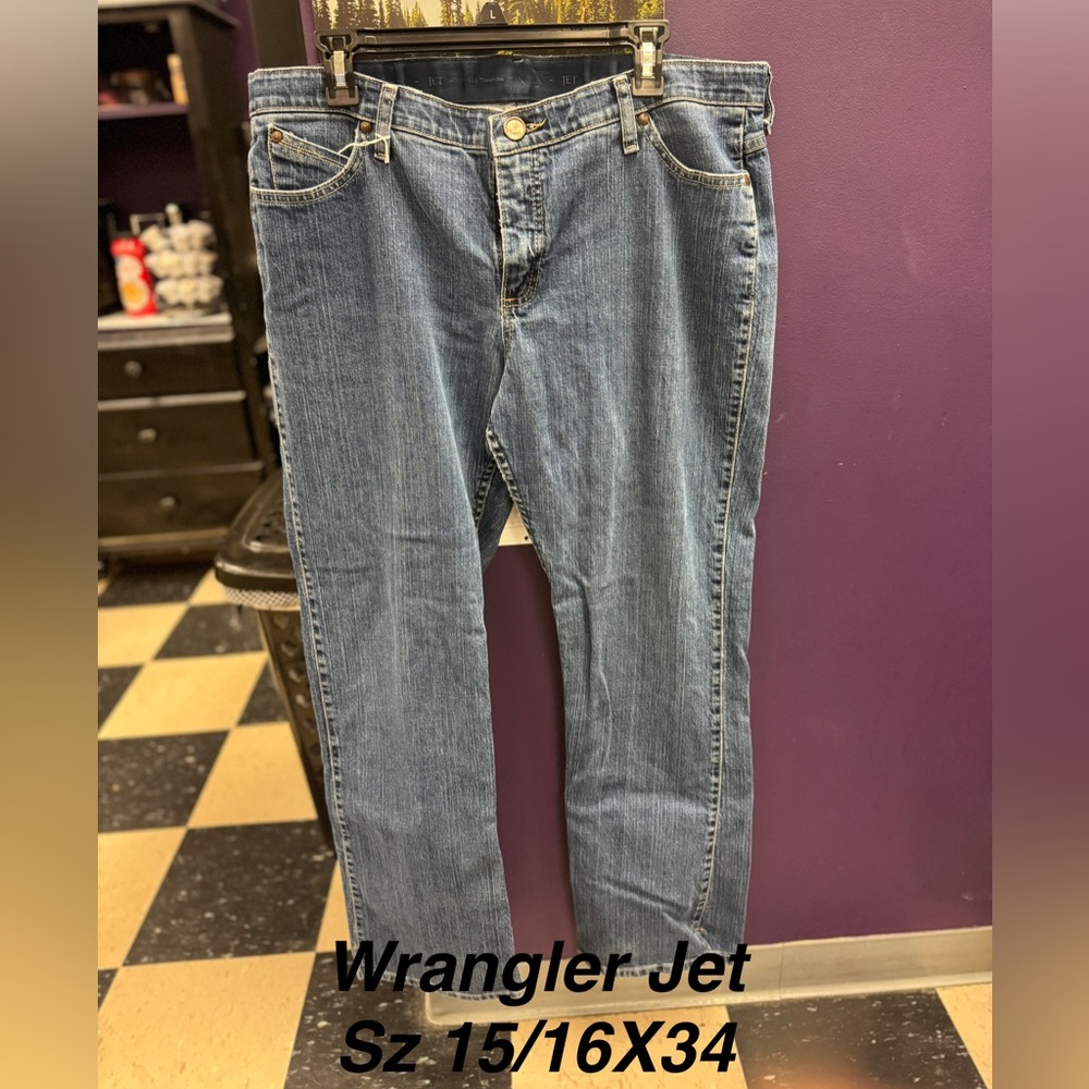 Wrangler Women's Jeans in Blue